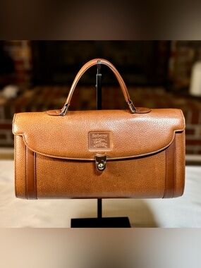 Burberrys of  London Equestrian  Knight Leather  Flap  Satchel Handbag – Vintage